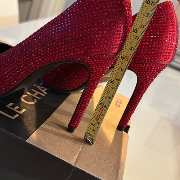 Le Chateau heels - size 6 - Picture 3 of 9